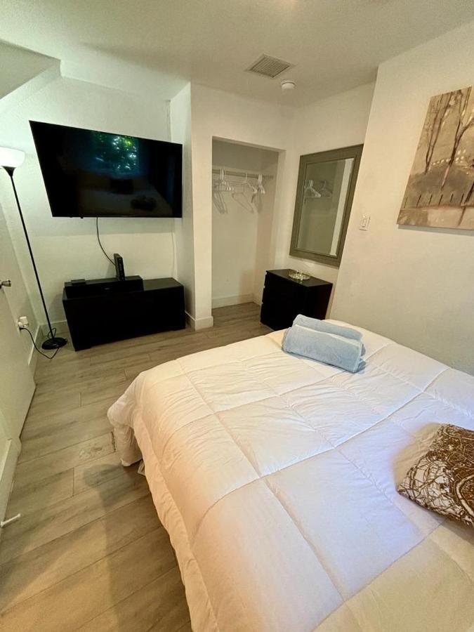 Quiet & Centrally Located House - Private Parking, Laundry And Storage For Luggage Miami Zewnętrze zdjęcie