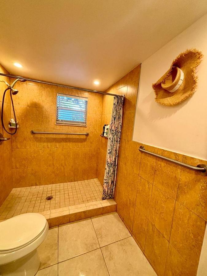 Quiet & Centrally Located House - Private Parking, Laundry And Storage For Luggage Miami Zewnętrze zdjęcie