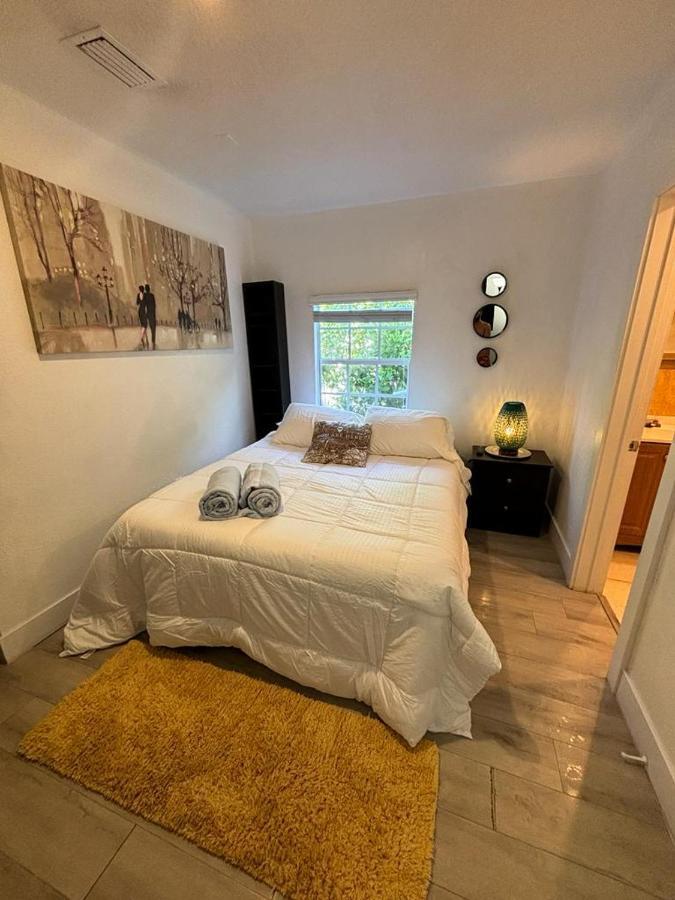 Quiet & Centrally Located House - Private Parking, Laundry And Storage For Luggage Miami Zewnętrze zdjęcie
